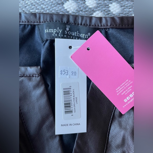 Simply Southern Faux Leather Brown Dress Womens LARGE New fit & flare sexy - Picture 6 of 14